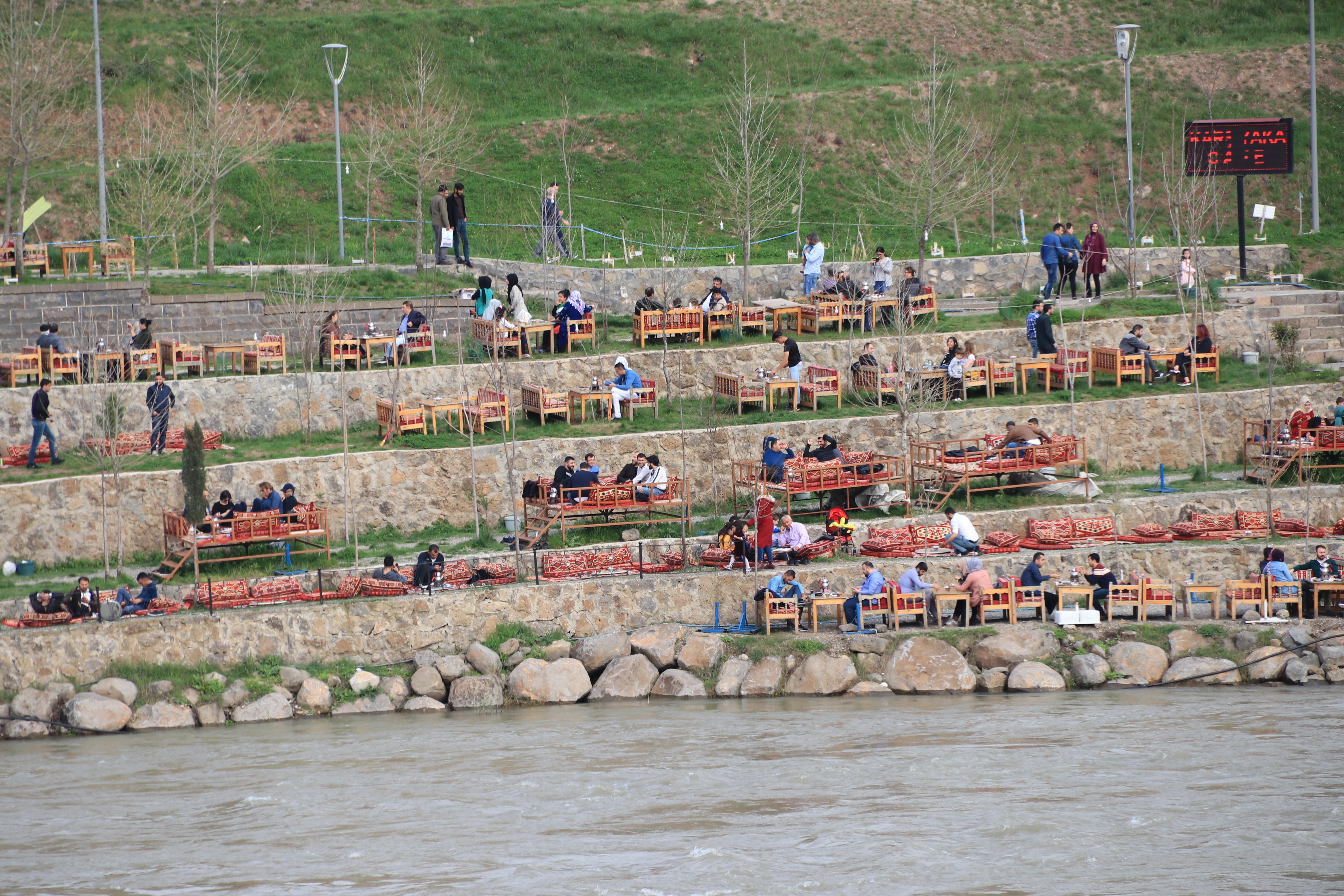  FOTO - Diyarbakır'a turist akını